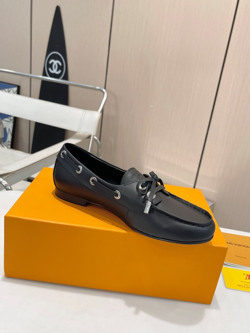 l0vis Vvtt0n loafers